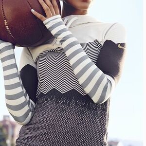 Nike Pro Hyperwarm Engineered Print Hoodie